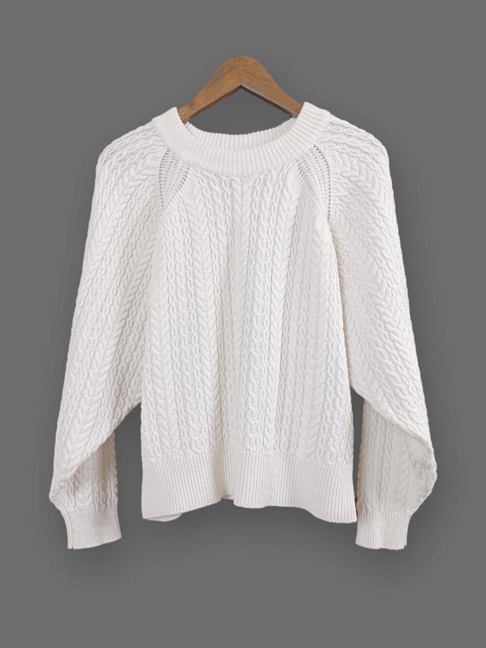 RW&CO. Vintage Cotton Blend Chunky Cable Knit Sweater Size M